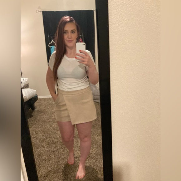 Misguided tan skirt - Picture 5 of 14